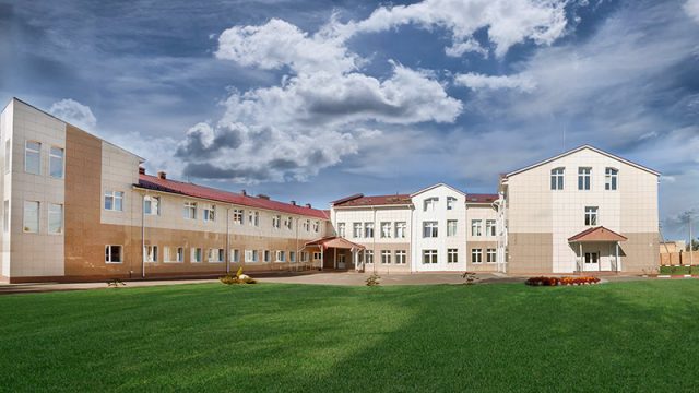 Ломоносовская школа-пансион