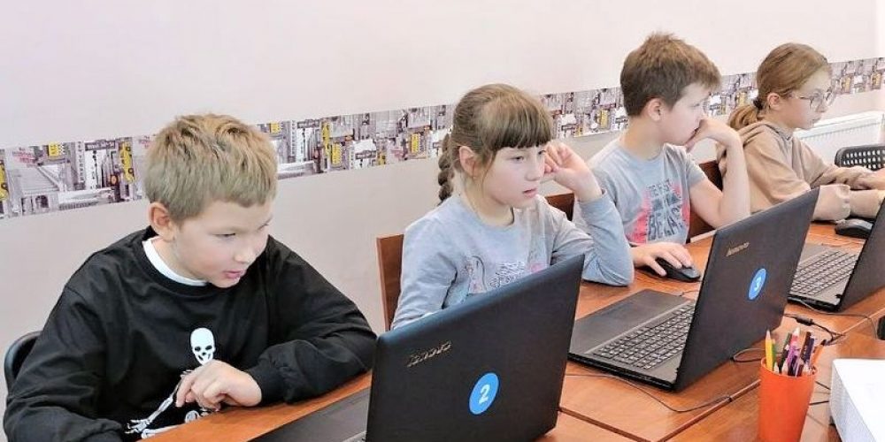 Особенности изучения компьютерной грамотности для учеников младших классов