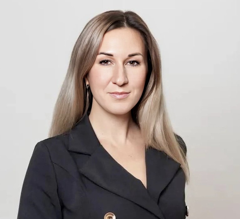 Жанна Карманова