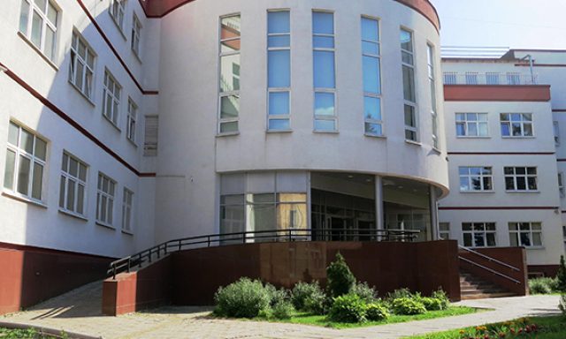 Британская Международная Школа №9 на Нахимовском проспекте