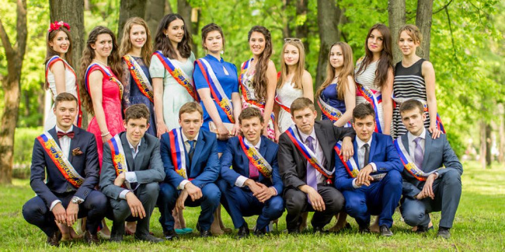 Стоит ли отдавать ребенка в частную школу