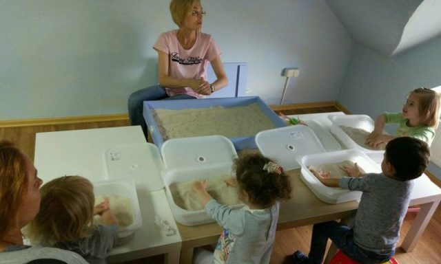 Детский арт-клуб Песочница на улице Лермонтова