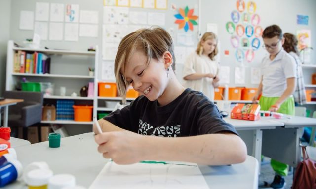 Семейная школа Макарун